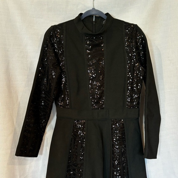 Front Row by Sara & Goldy Sequin  embellished dress Sixe M - Picture 2 of 7